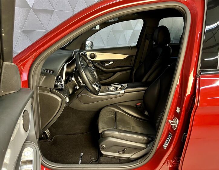 Mercedes-Benz GLC 11