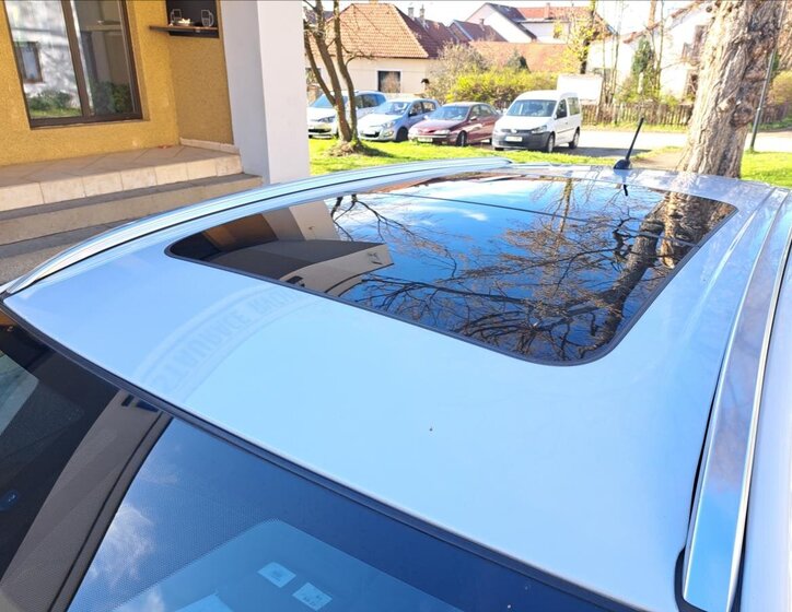 Suzuki SX4 S-Cross Hatchback 1,6 l 88 kw