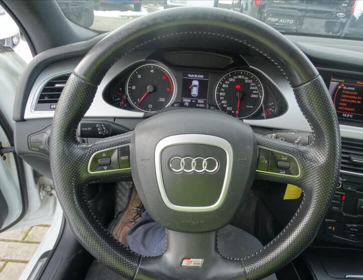Audi A4 11