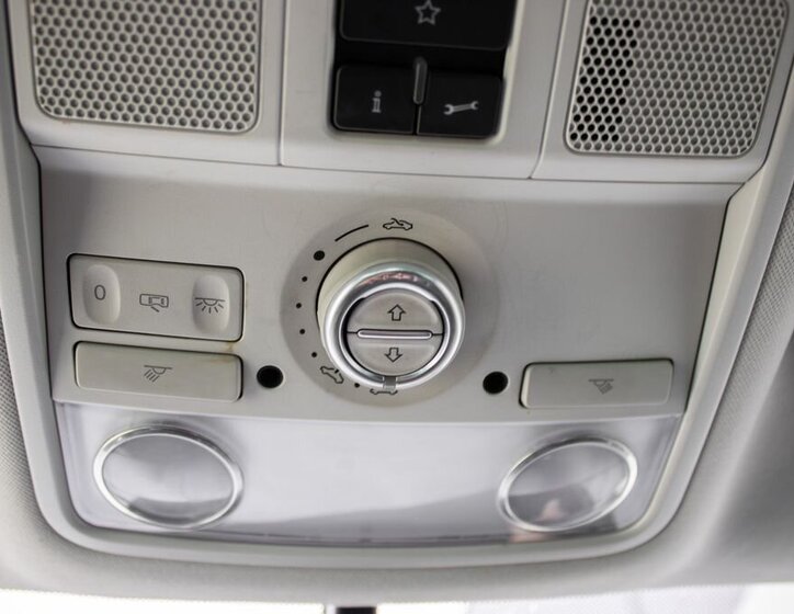 Volkswagen Sharan MPV 2,0 l 103 kw