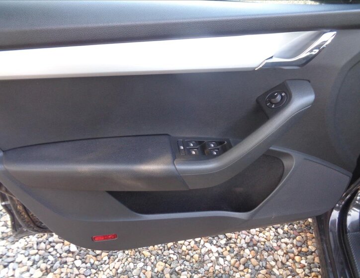 Škoda Octavia Sedan / Limuzína 1,6 l 85 kw