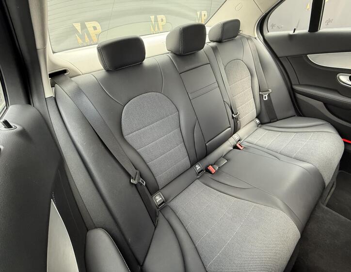 Mercedes-Benz Třídy C 15