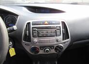 Hyundai i20 15