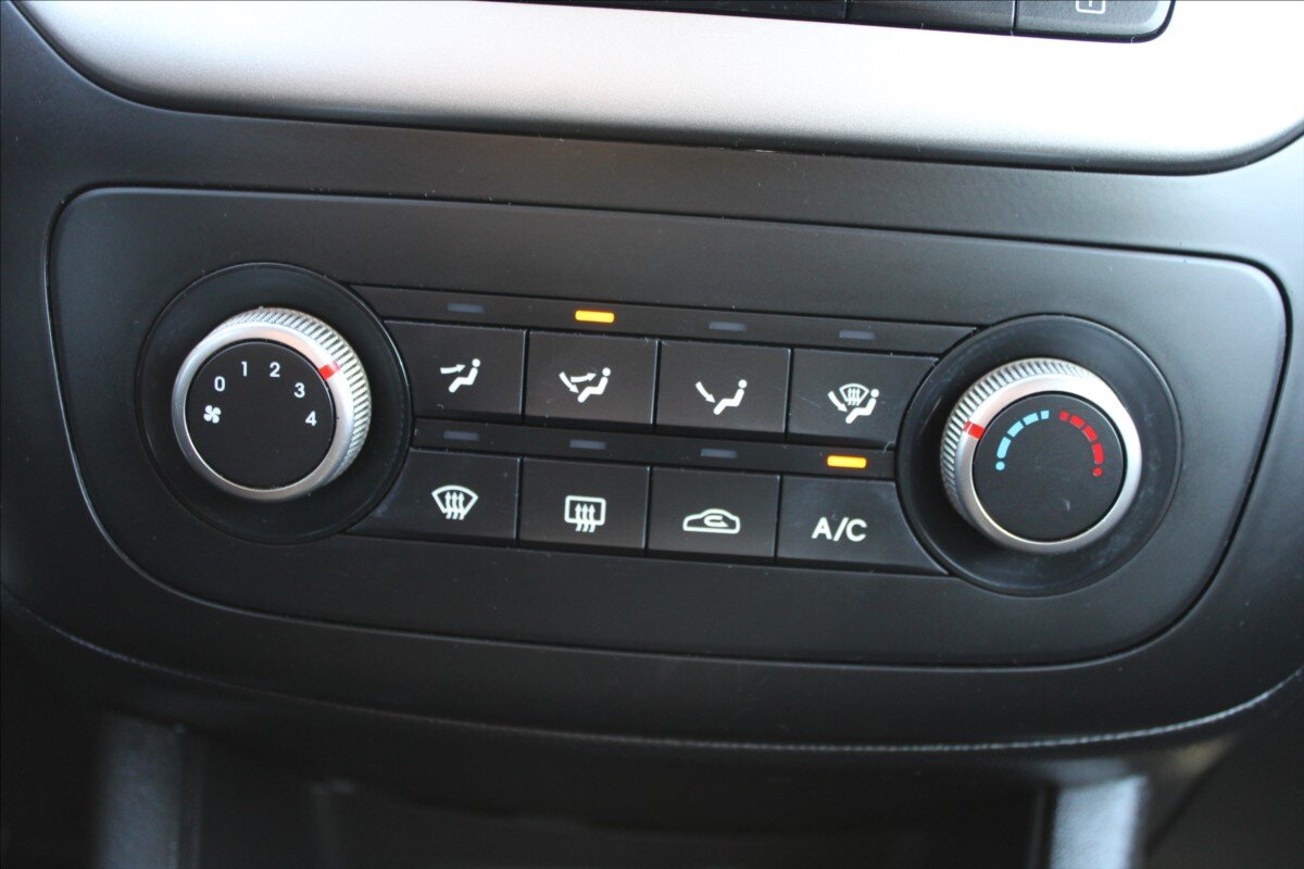 KIA Venga Hatchback 1,4 l 66 kw