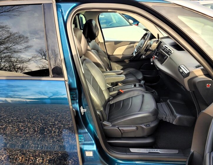Citroën Grand C4 SpaceTourer 12