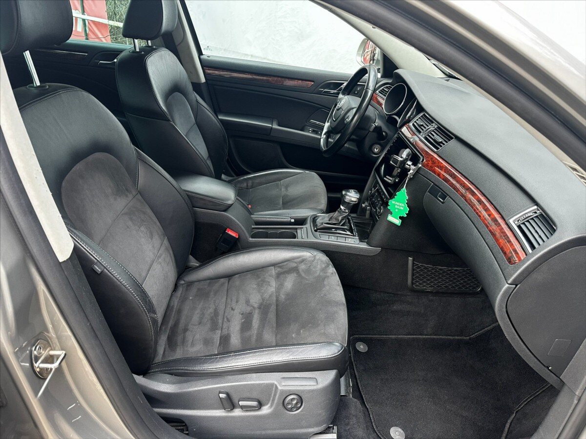 Škoda Superb Kombi 3,6 l 191 kw