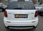 Suzuki SX4 9