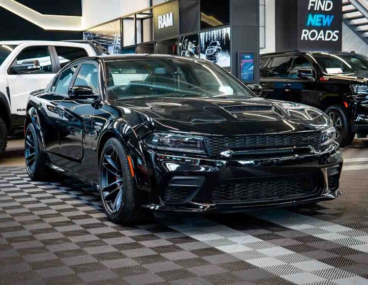 Dodge Charger 8