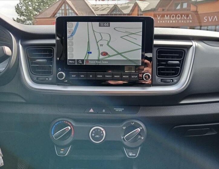 KIA Stonic SUV / Terénní 1,2 l 58 kw