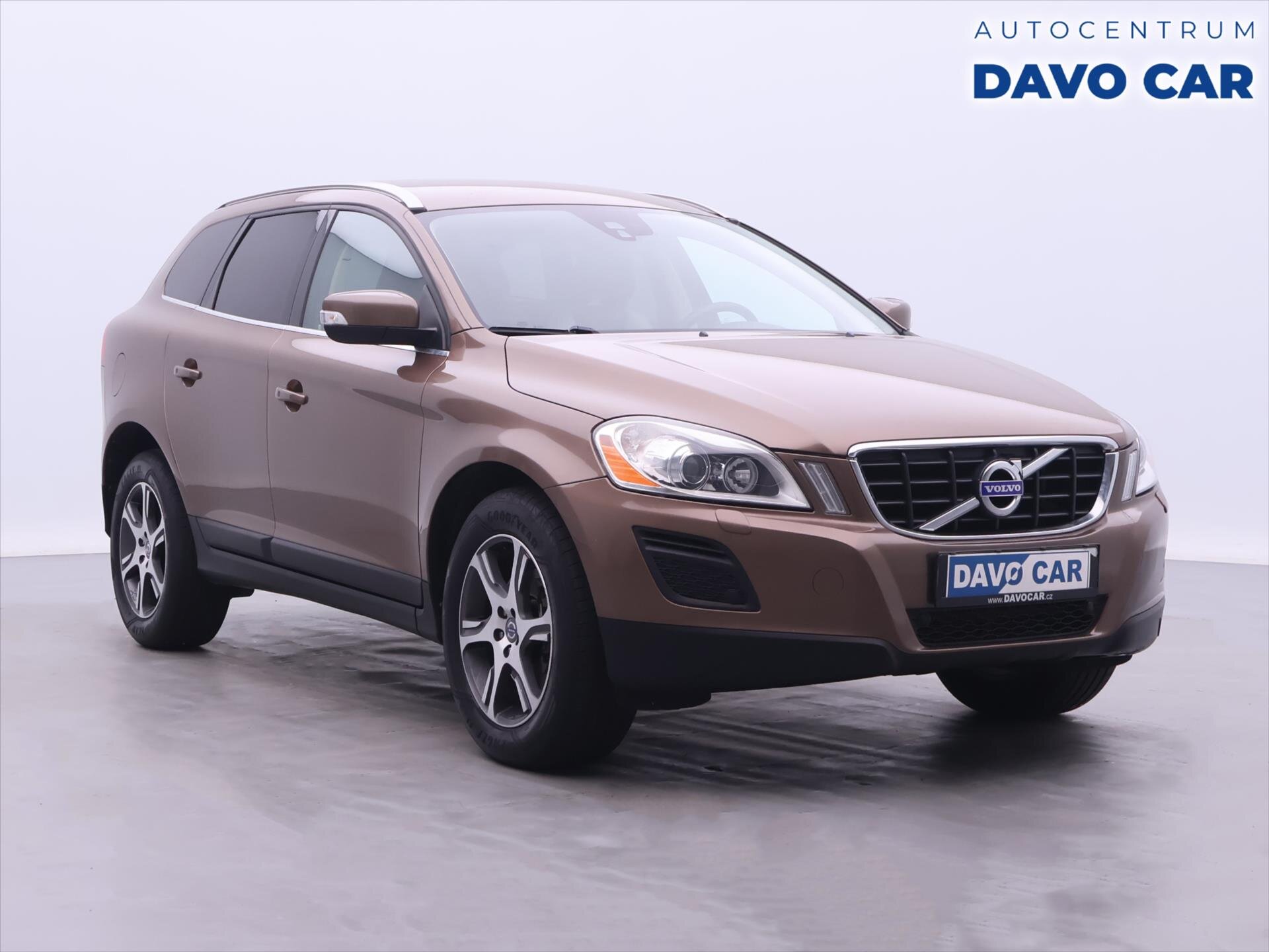 Volvo XC60 SUV / Terénní 2,4 l 120 kw