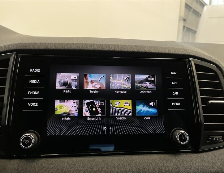 Škoda Karoq SUV 1,5 l 110 kw