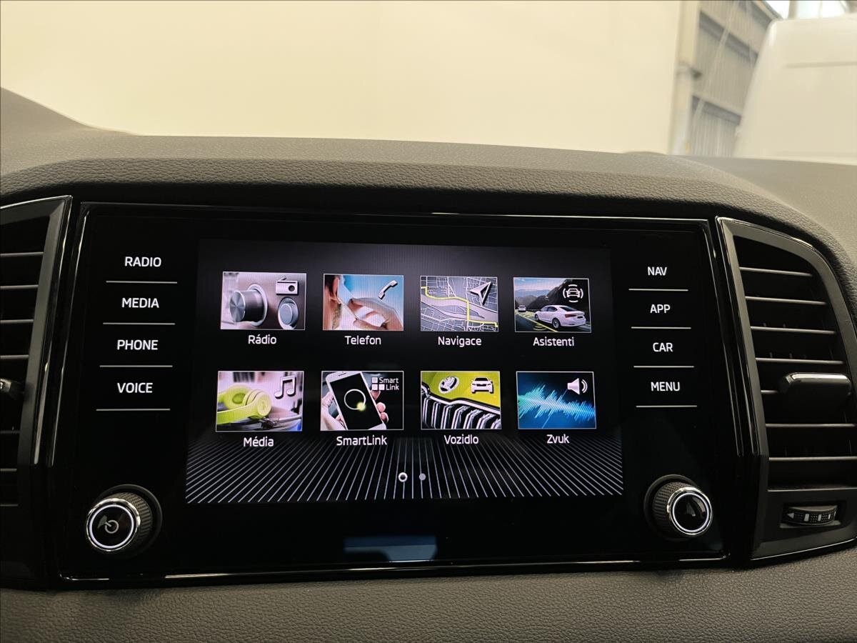 Škoda Karoq SUV 1,5 l 110 kw