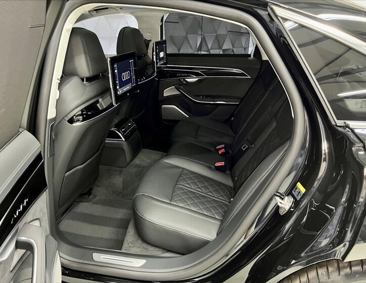 Audi S8 Ostatní 4,0 l 420 kw