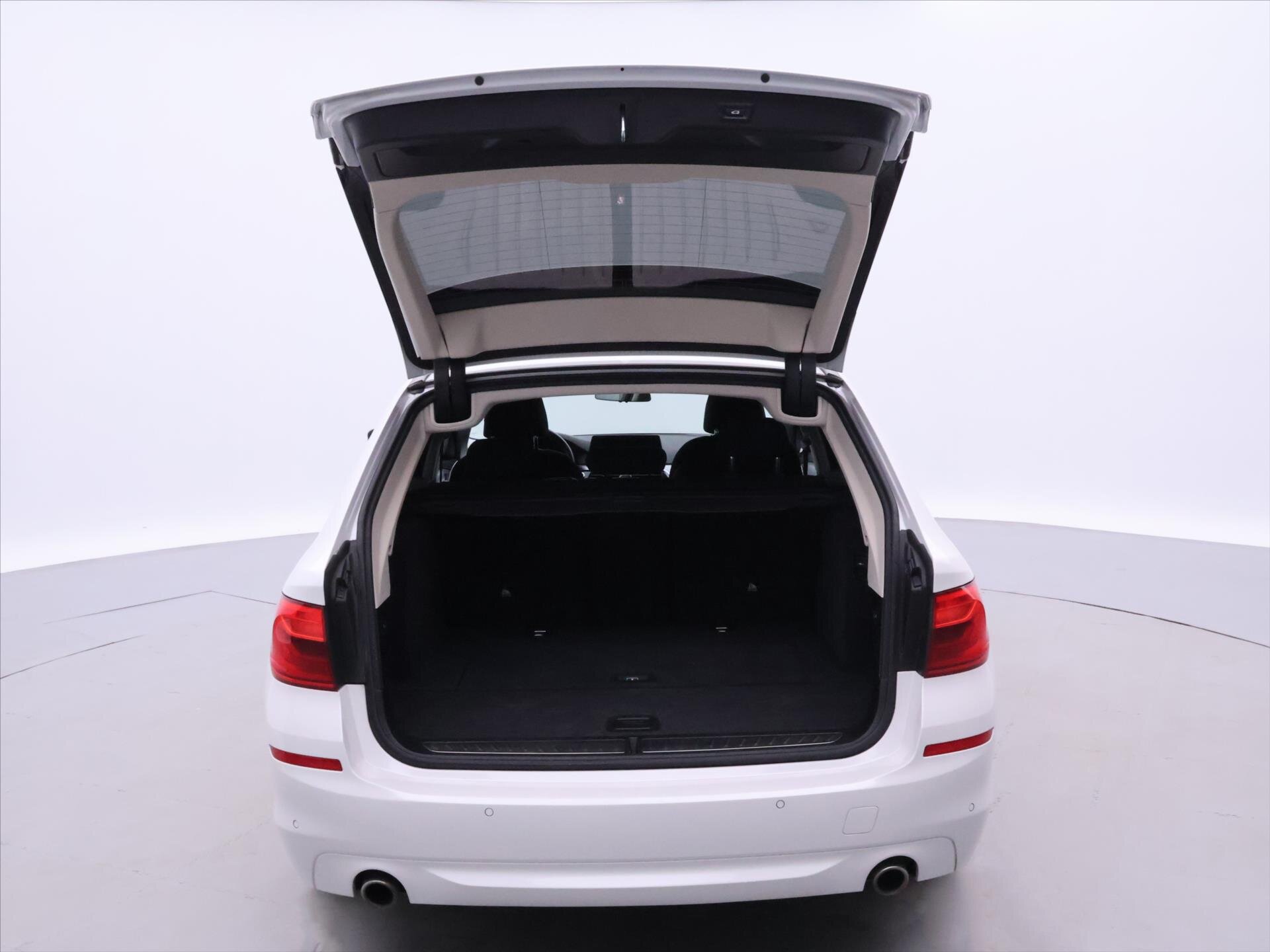 BMW Řada 5 Kombi 2,0 l 170 kw