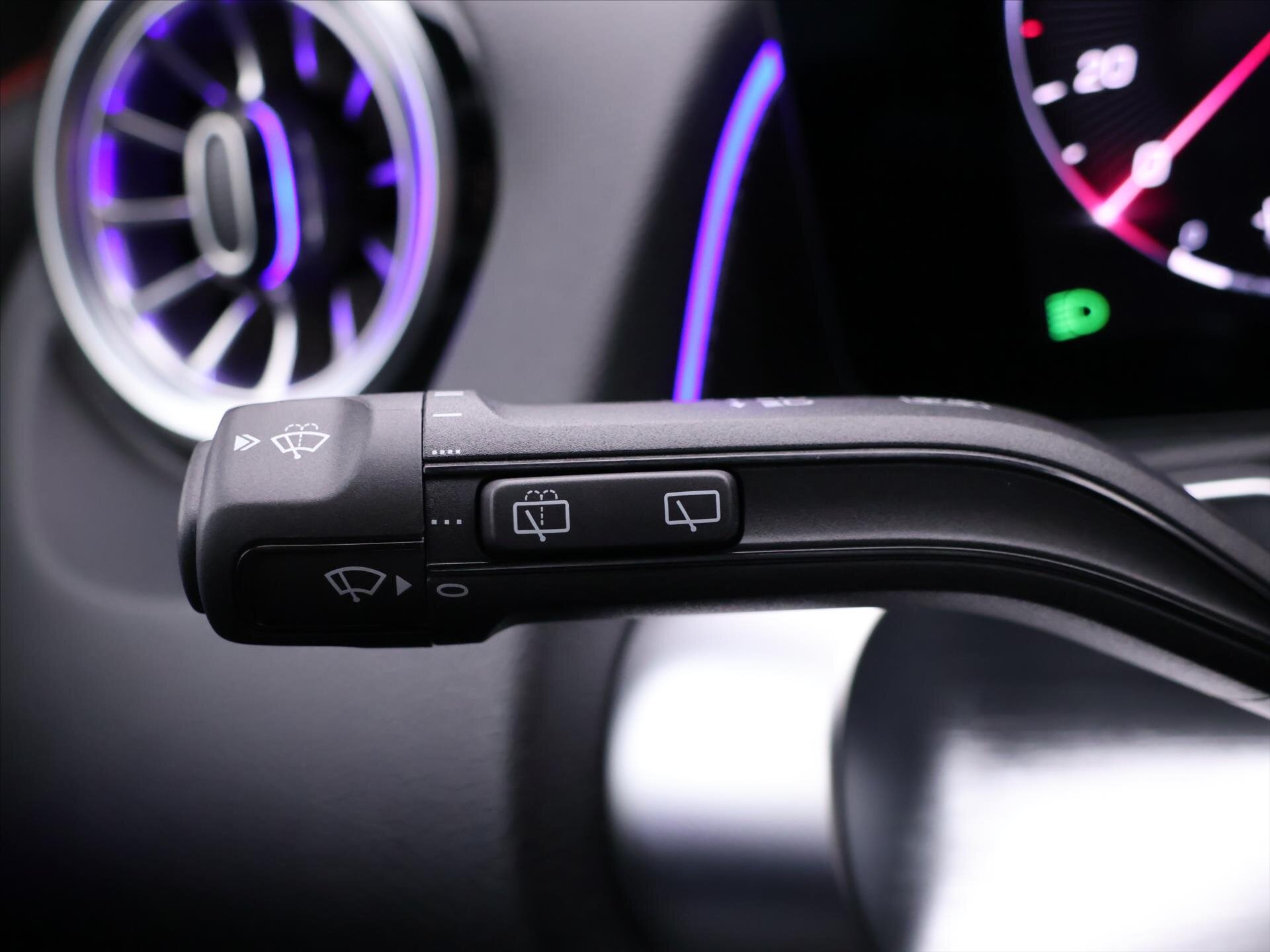 Mercedes-Benz GLB SUV 2,0 l 110 kw