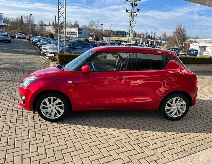Suzuki Swift Hatchback 1,2 l 61 kw