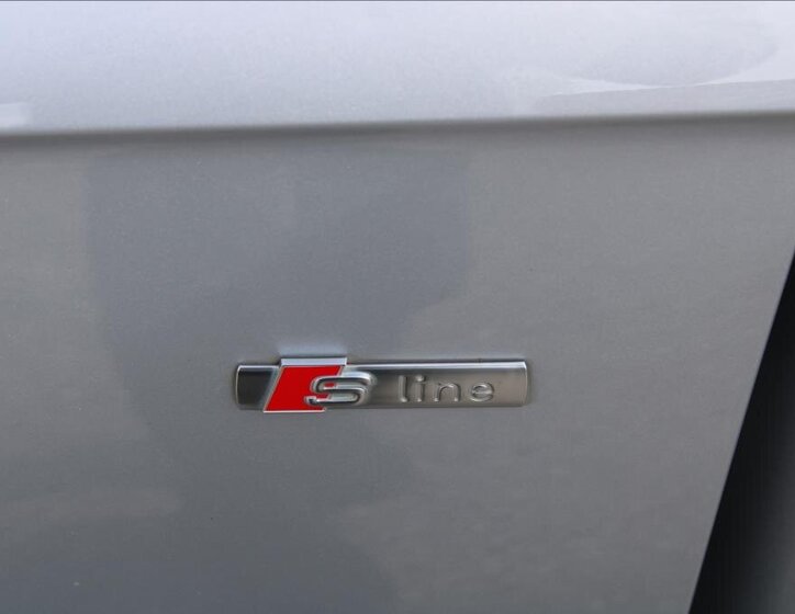 Audi A4 Kombi 2,0 l 130 kw