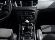 Peugeot 508 Sedan / Limuzína 2,0 l 120 kw