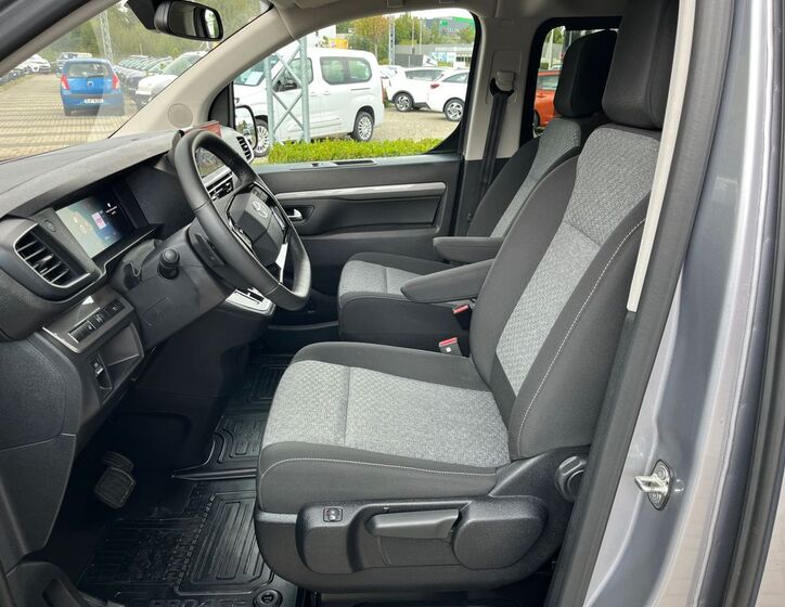 Toyota ProAce Verso 13