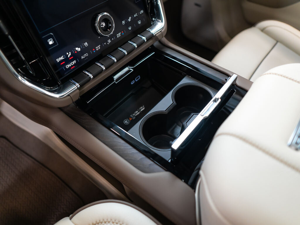 GMC Yukon SUV 6,2 l 313 kw