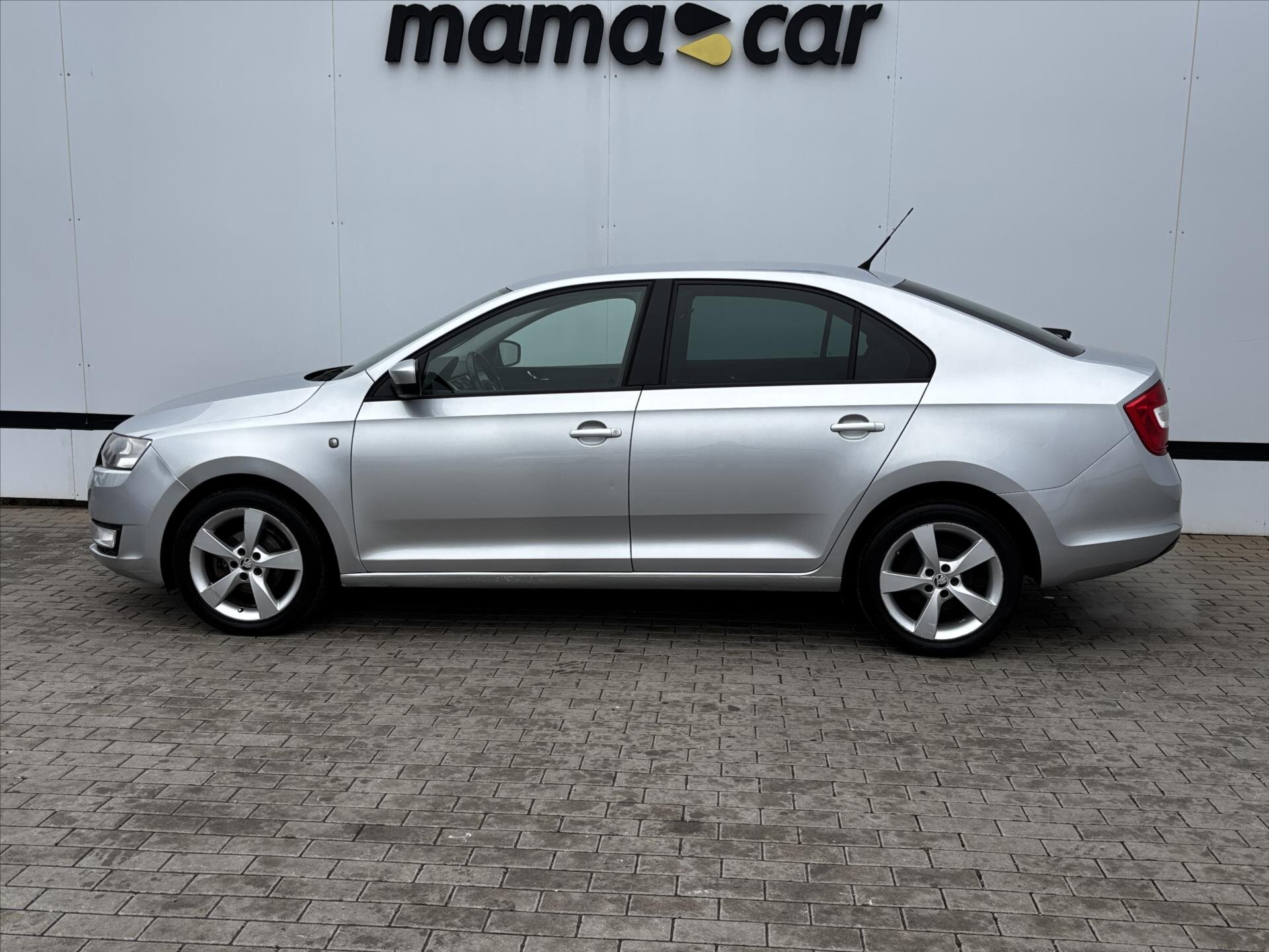 Škoda Rapid Liftback 1,2 l 63 kw