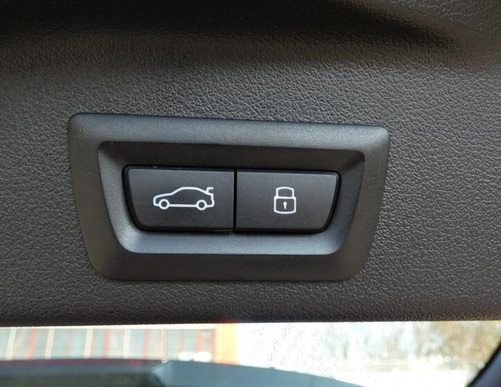 BMW X5 SUV / Terénní 3,0 l 245 kw