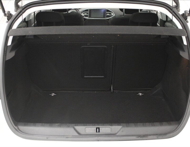 Peugeot 308 Hatchback 1,6 l 73 kw