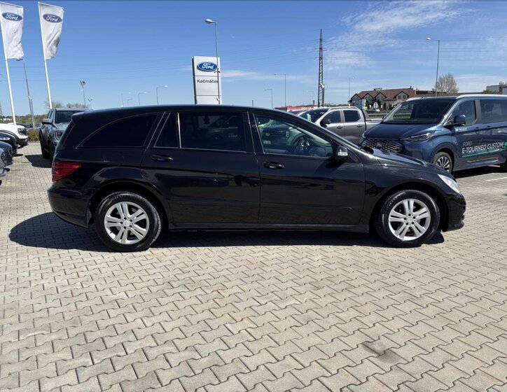 Mercedes-Benz Třídy R Kombi 3,0 l 165 kw