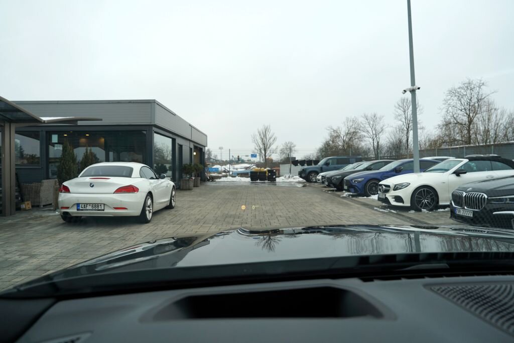 BMW Řada 7 Sedan 3,0 l 210 kw