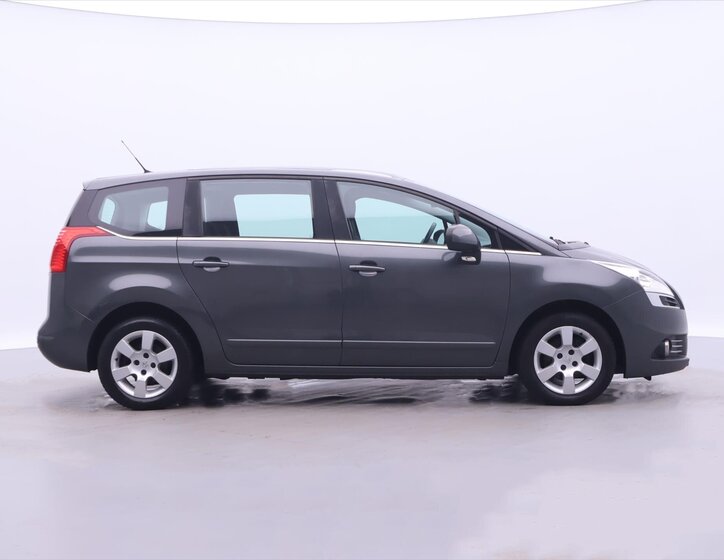 Peugeot 5008 MPV 1,6 l 88 kw