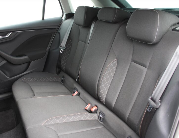 Škoda Scala Hatchback 1,6 l 85 kw