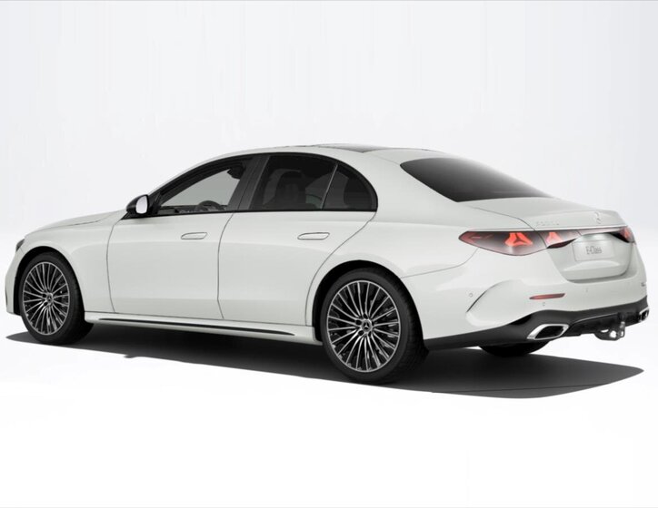 Mercedes-Benz Třídy E Sedan / Limuzína 2,0 l 145 kw