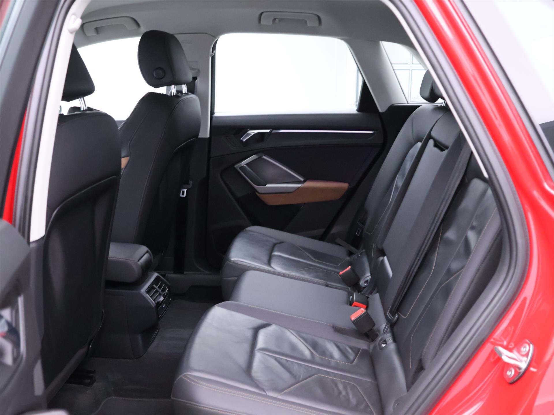 Audi Q3 SUV / Terénní 2,0 l 110 kw