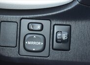 Toyota Yaris Hatchback 998,0 51 kw