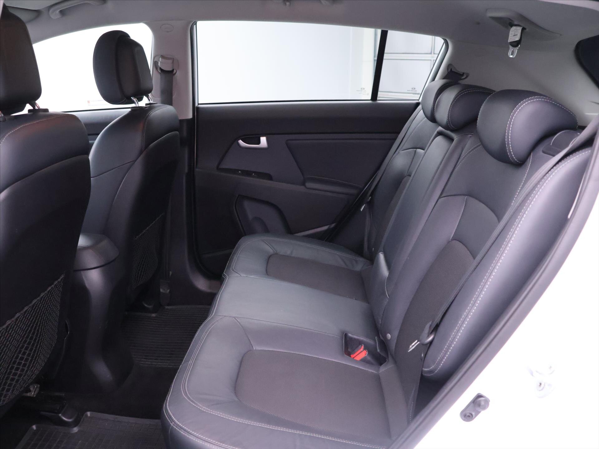 KIA Sportage SUV 2,0 l 135 kw