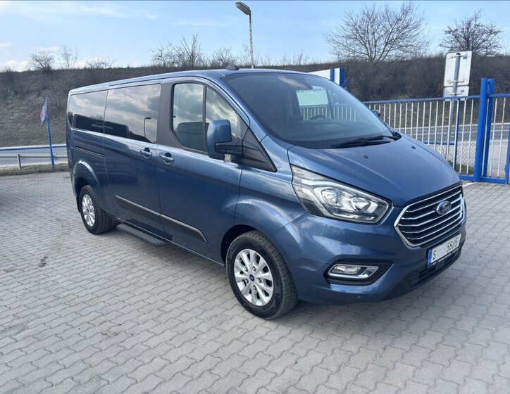 Ford Tourneo Custom Kombi 2,0 l 136 kw