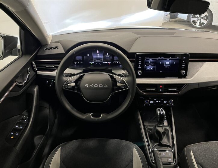 Škoda Scala 5