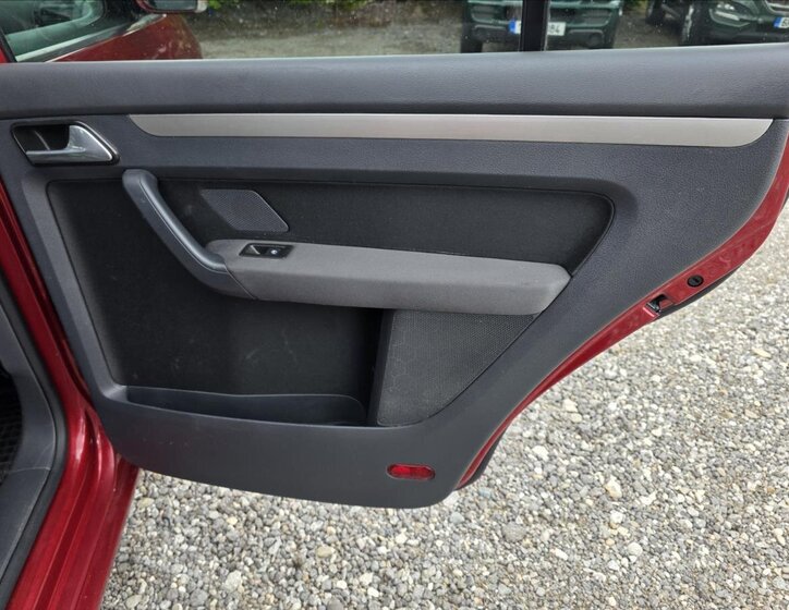 Volkswagen Touran Kombi 2,0 l 80 kw