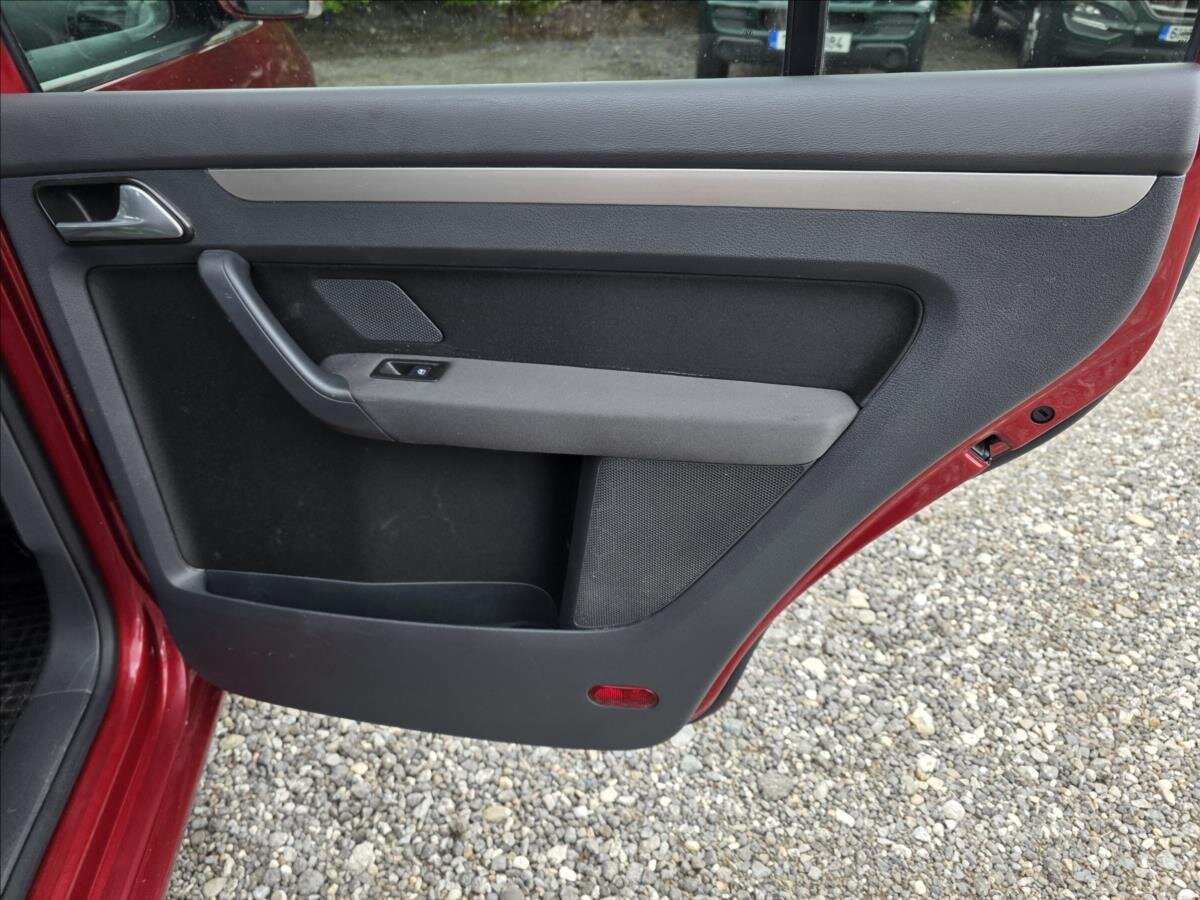 Volkswagen Touran Kombi 2,0 l 80 kw