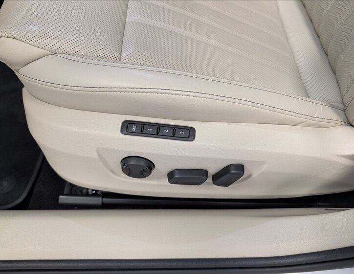 Škoda Superb Liftback 1,4 l 115 kw