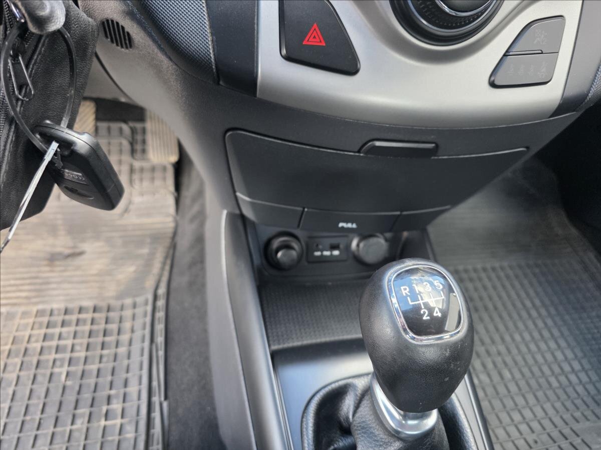 Hyundai i30 Hatchback 1,4 l 77 kw