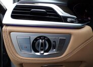 BMW Řada 7 Sedan / Limuzína 3,0 l 195 kw