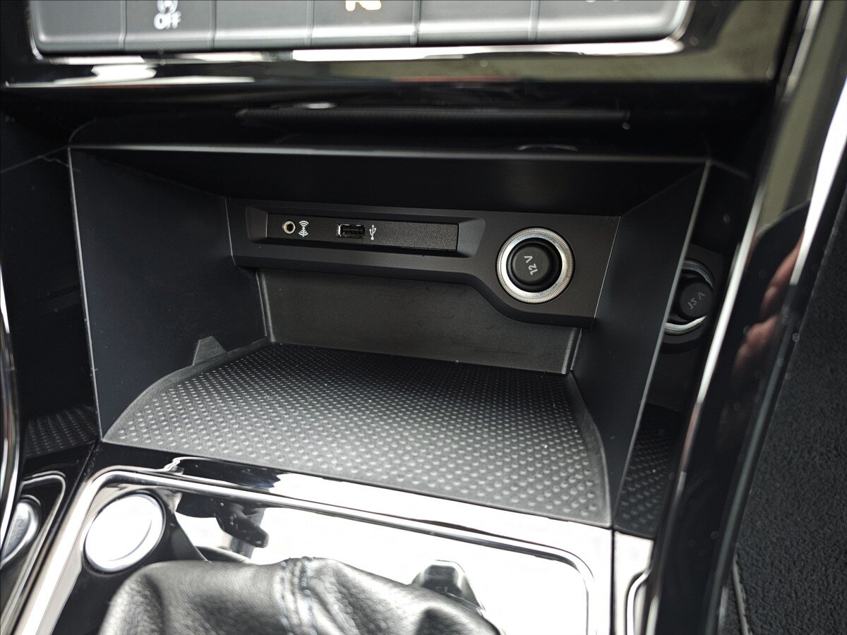 Volkswagen Touran Kombi 1,4 l 110 kw