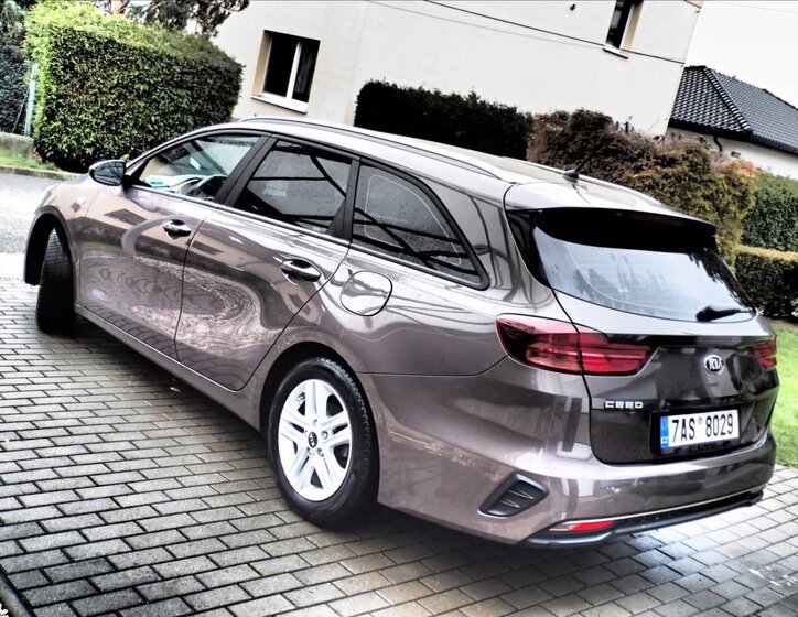 KIA Ceed 5