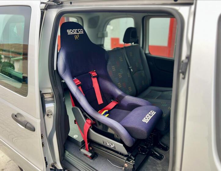 Mercedes-Benz Vaneo 18