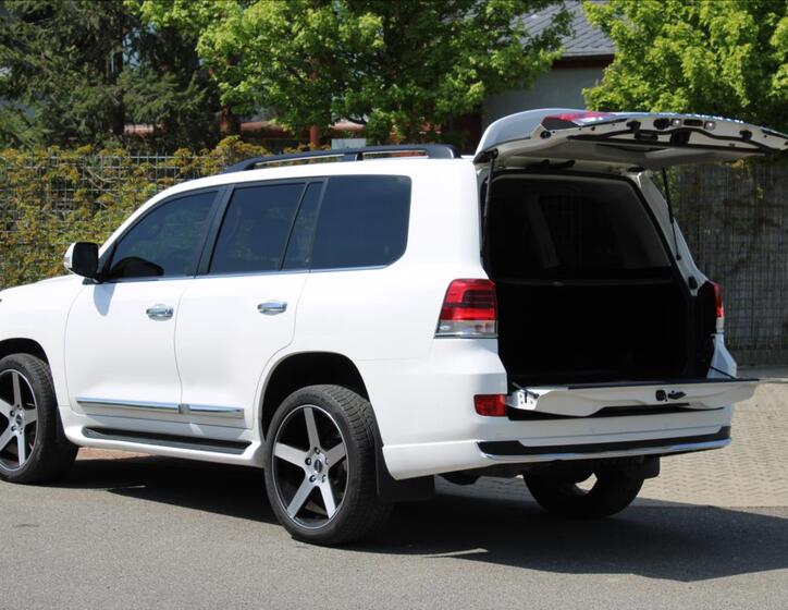 Toyota Land Cruiser 10