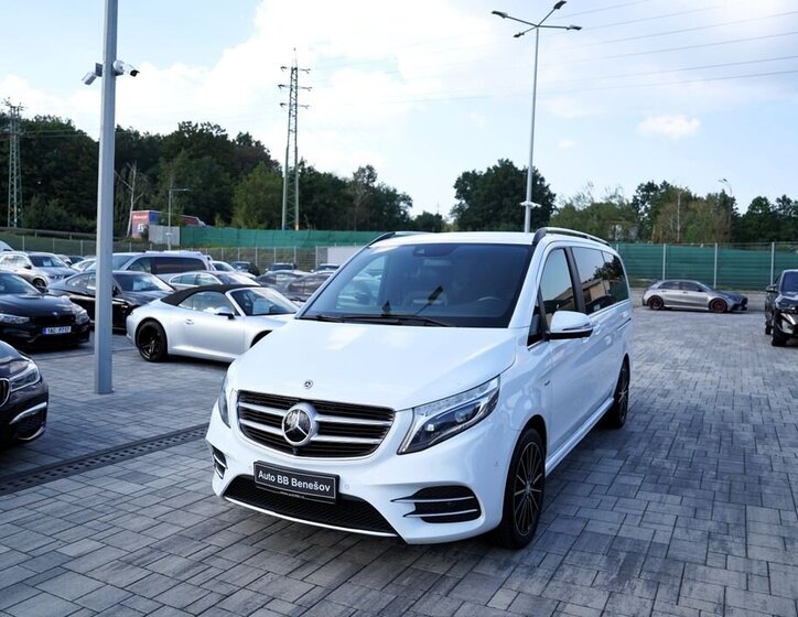 Mercedes-Benz Třídy V 2