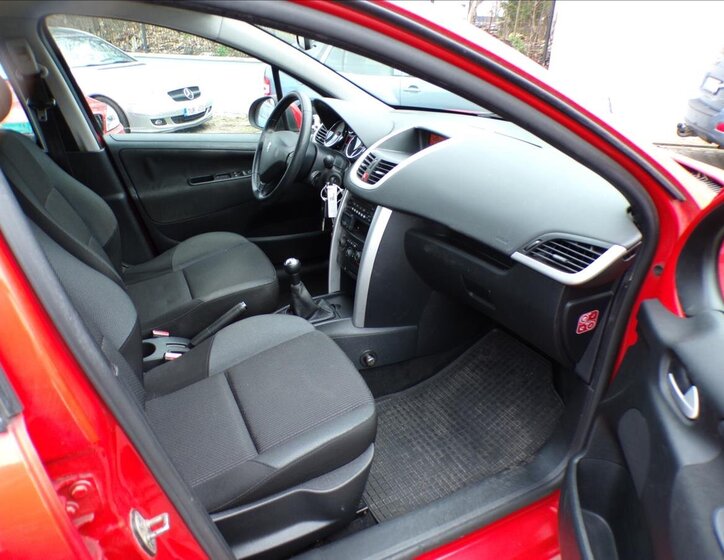 Peugeot 207 Kombi 1,6 l 68 kw