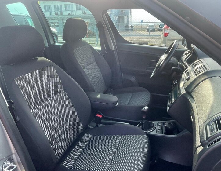 Škoda Roomster MPV 1,6 l 77 kw