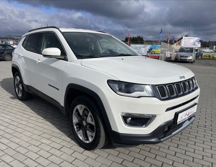 Jeep Compass SUV / Terénní 2,0 l 103 kw